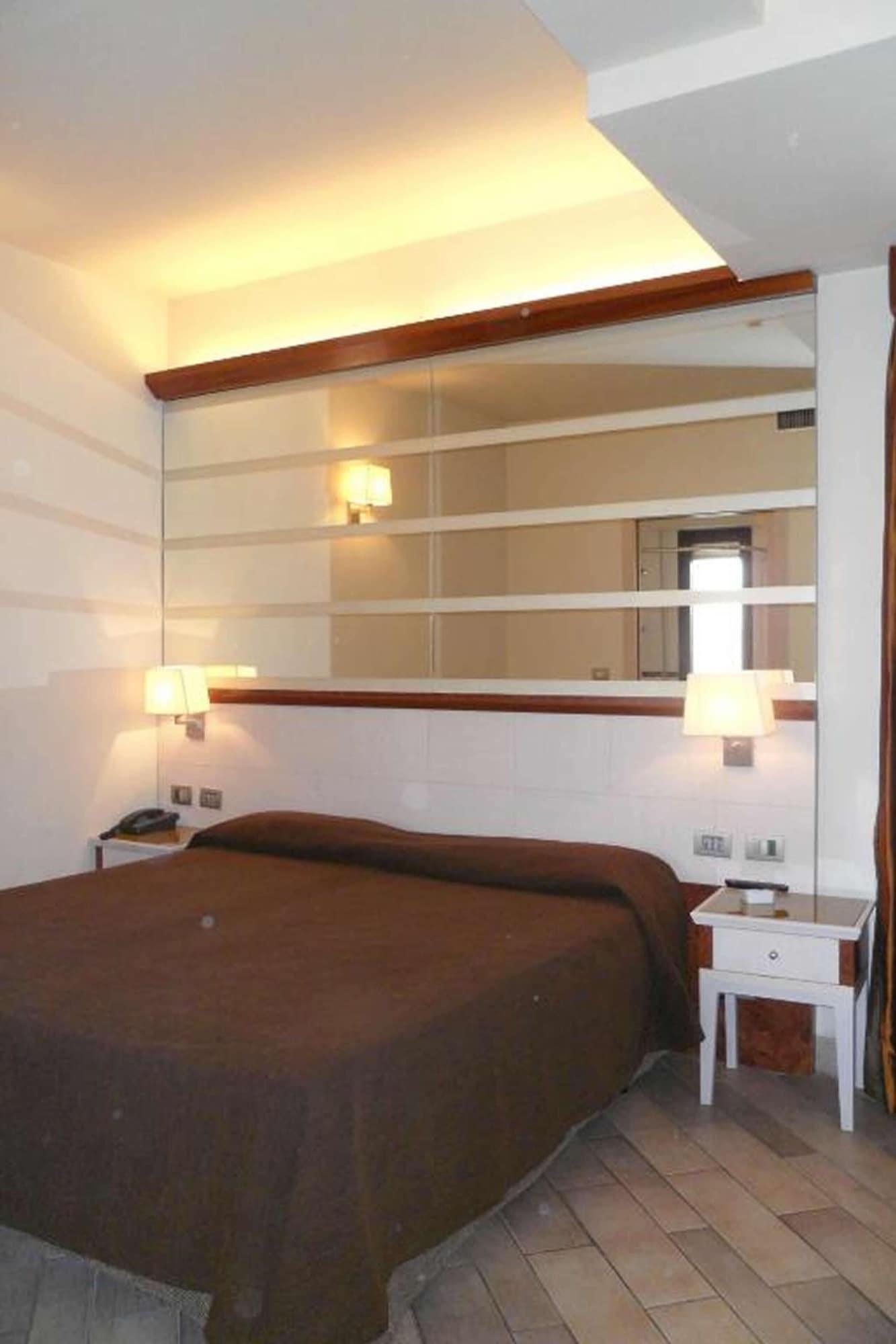 וירג'יו Hotel Eden מראה חיצוני תמונה