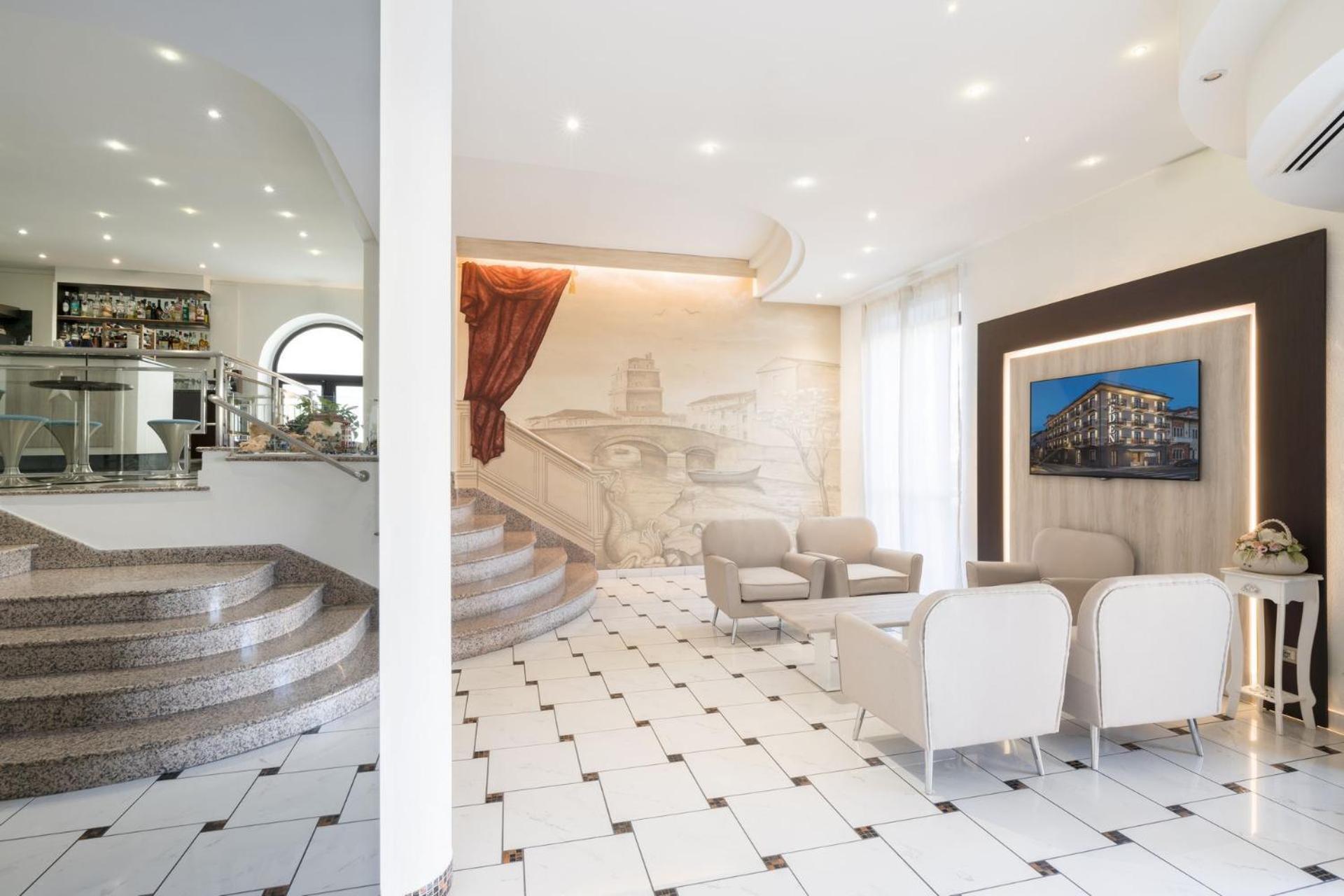 וירג'יו Hotel Eden מראה חיצוני תמונה