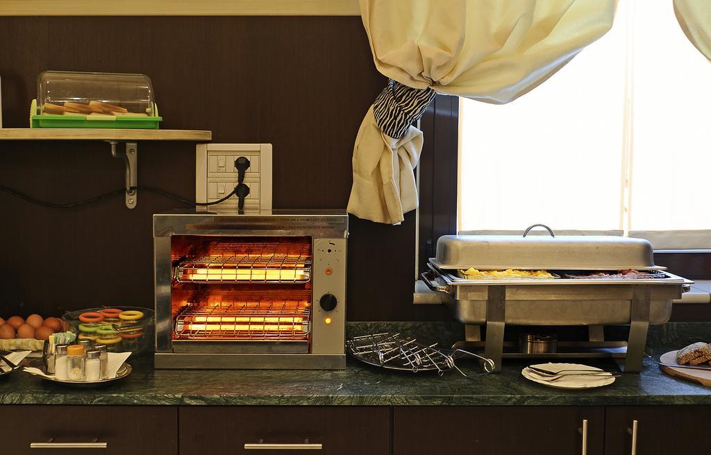 וירג'יו Hotel Eden מראה חיצוני תמונה