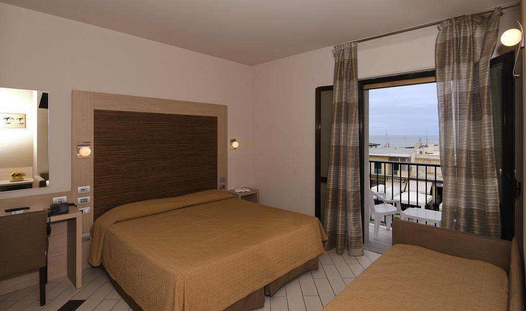 וירג'יו Hotel Eden מראה חיצוני תמונה