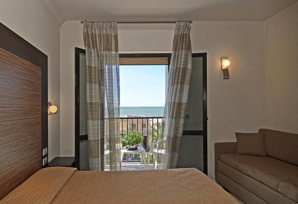 וירג'יו Hotel Eden מראה חיצוני תמונה